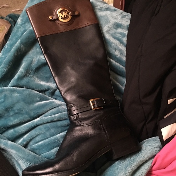 Michael Kors Stockard Boot size 7 - Picture 4 of 5